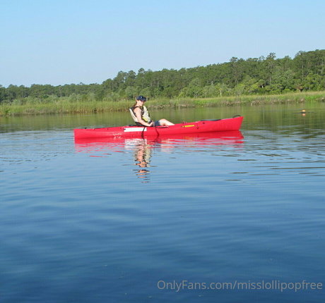 ブロンドヨガOnlyFans アートポルノ 画像