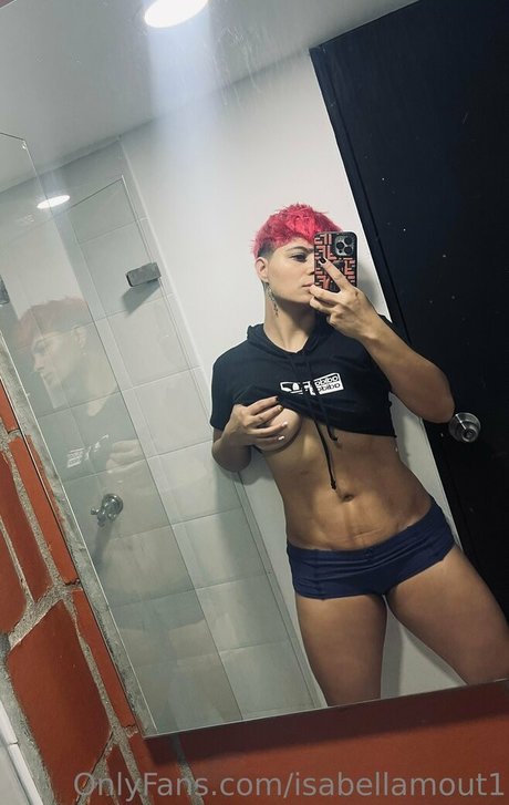 isabellamout1 ポルノスター ホット 写真