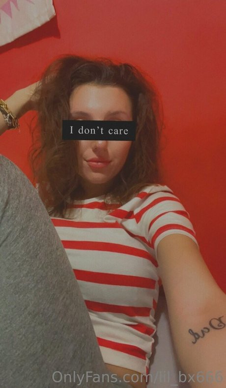 lil bx666 ヌードのポルノスター 画像