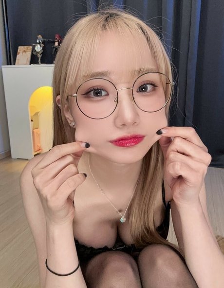 張りのあるおっぱいOnlyFans ポルノ 画像