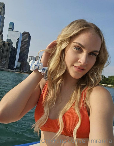 興奮した熟女OnlyFans ホット裸 写真