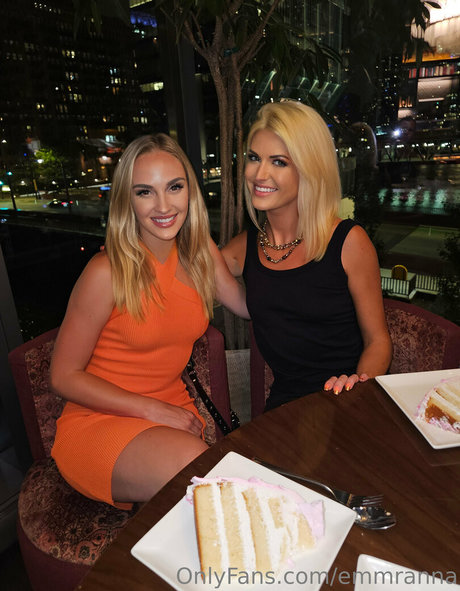 コスプレファックOnlyFans 美しい 写真