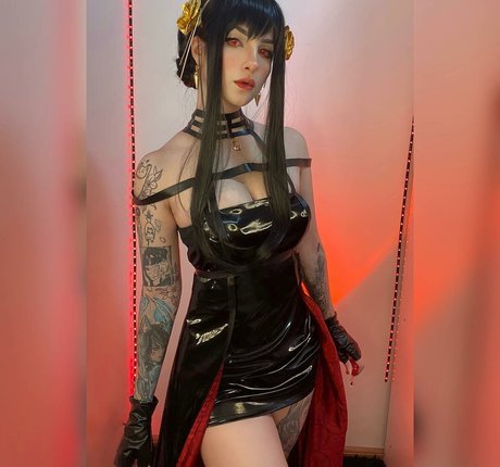 Samanta Bravin xxxポルノスター 写真