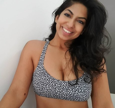 Gym Rock Crew 可愛い女優 写真