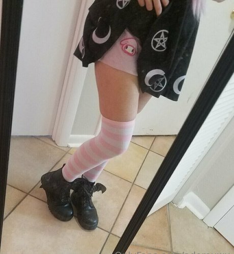 cosplayadore 裸モデル 画像