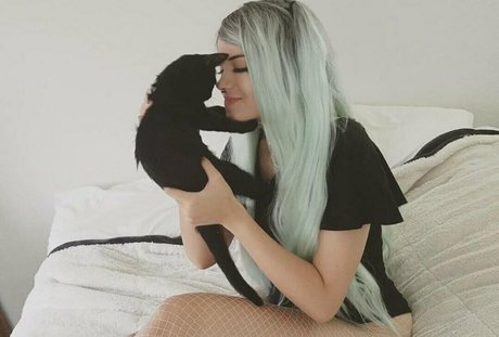 cosplayadore ヌードモデル 写真