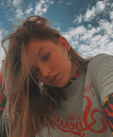 Abbylamaison トップモデル 画像