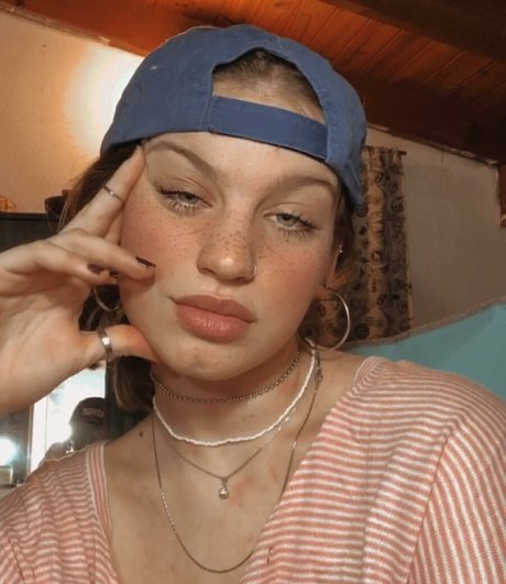 アジアンタトゥー OnlyFans 裸 写真