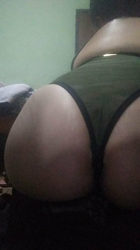 痩せた金髪の熟女OnlyFans セクシーxxx ギャラリー