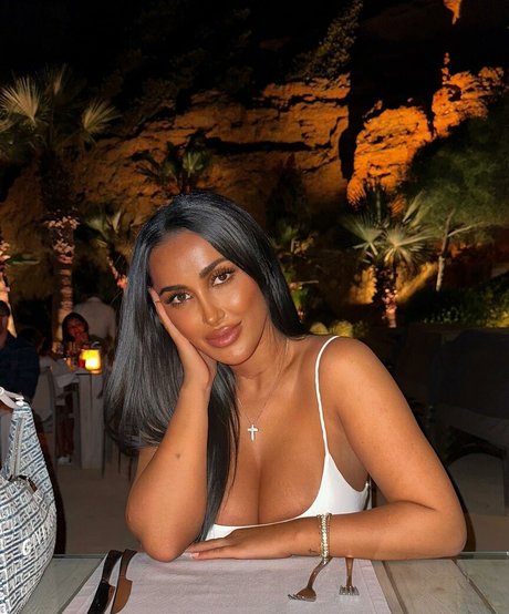 nahrinblack 無料モデル 写真