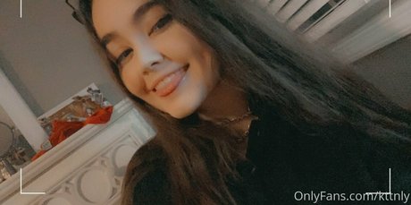 Kittnly ホットなスター アーカイブ