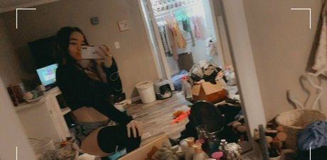 Kittnly 完璧なポルノスター 画像