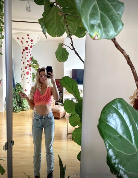 Ellory Smith ポルノスター セクシー アーカイブ