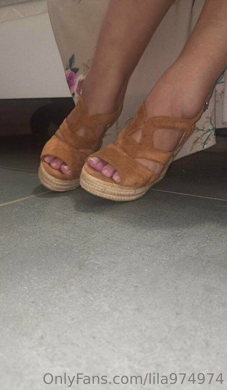 lila974974 アダルトモデル 写真