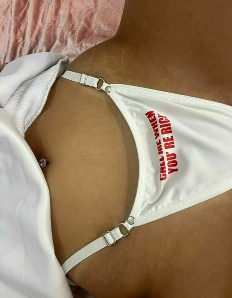 nikimendoza 裸のモデル 写真