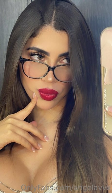 Angela Vera セクシーなスター 画像