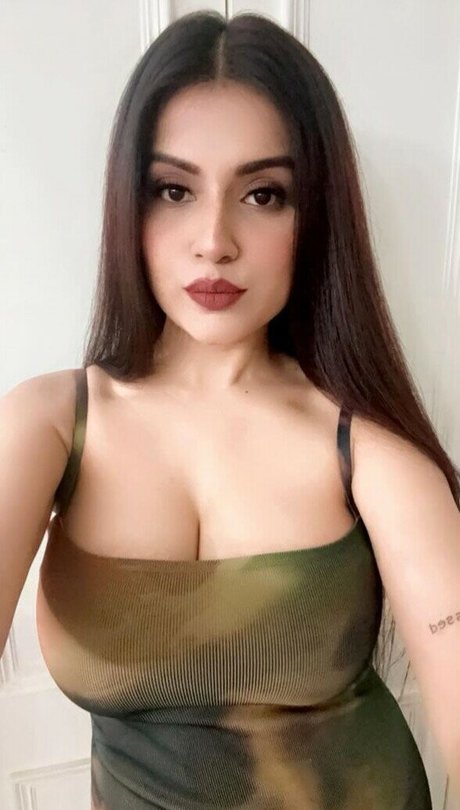 ゴスアジアンOnlyFans ホットxxx 写真