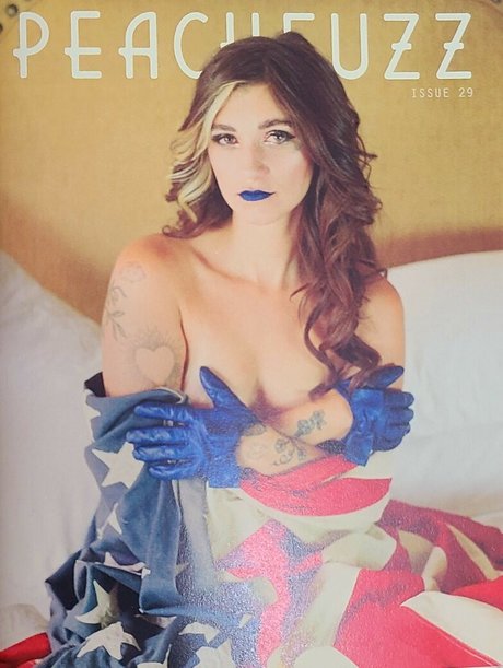 Sierra Ferrell セックス女優 画像