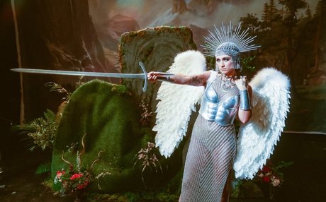 Sierra Ferrell 限定スター ギャラリー