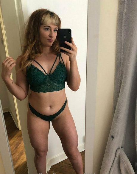 お金 OnlyFans xxx 画像