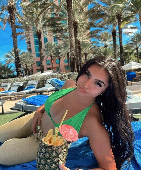 Tatiana McQuay ポルノスター アーカイブ