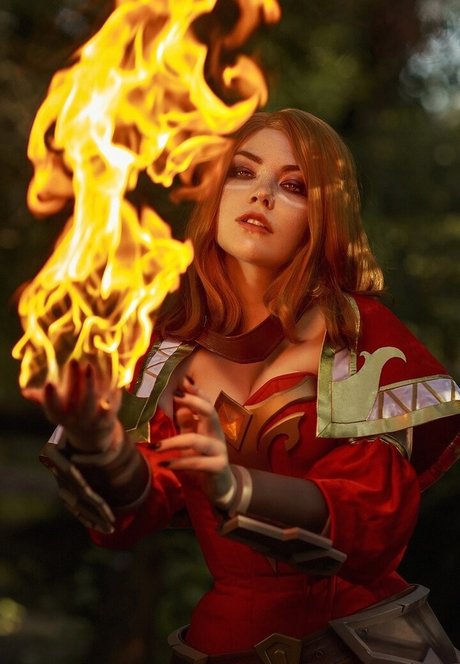 Mi2ray Cosplay ポルノスター セクシー 画像