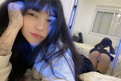 Lara Linx モデル 画像