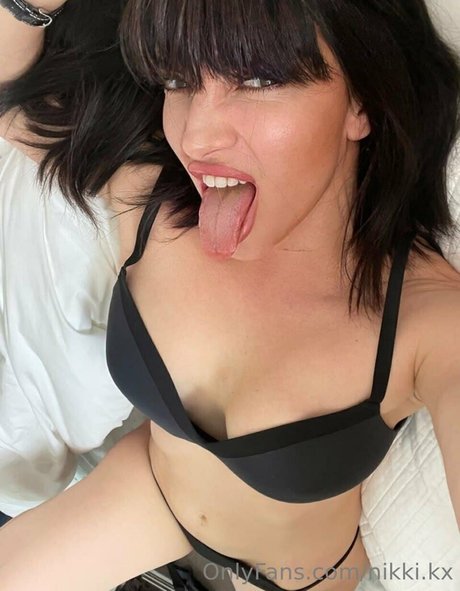 nikki kx セクシーなスター ギャラリー