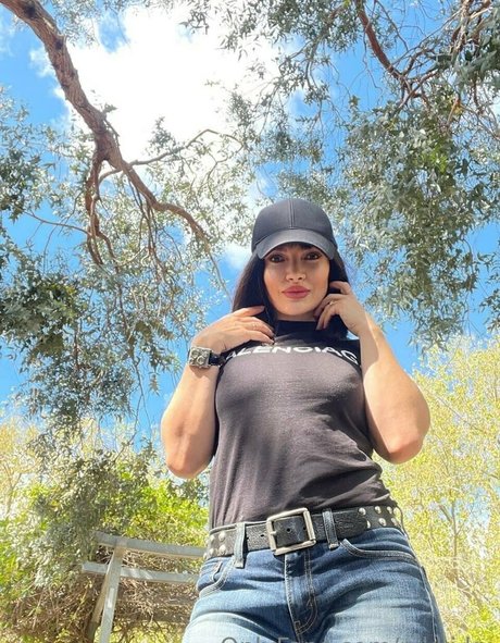 nikki kx ポルノスター ギャラリー