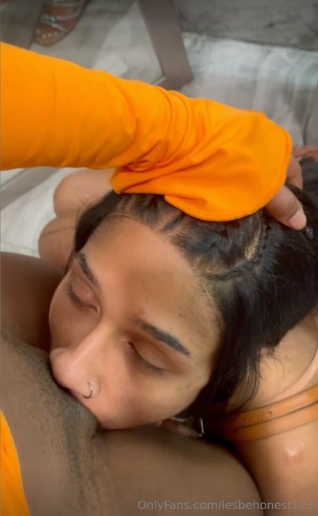 黒人レズビアンOnlyFans ホットセクシー 写真