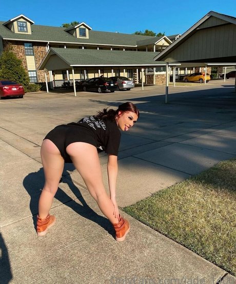 lotti 1400 HDポルノスター 写真