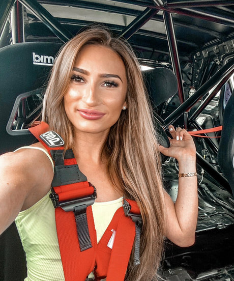 ゲイチューブOnlyFans エロチック 写真