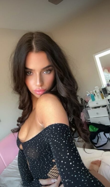 成熟した異人種間OnlyFans ヌード 写真