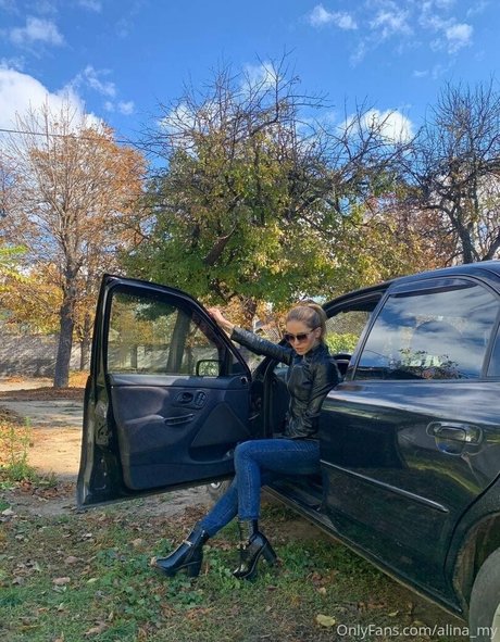 かわいい巨乳OnlyFans ホット裸 ギャラリー