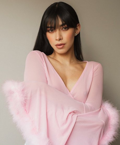 レズビアンセックスOnlyFans ヌード 写真