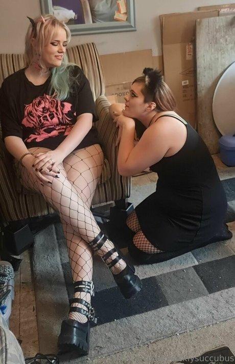 sicklysuccubus 素敵なスター 画像