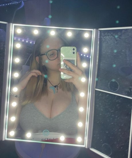 金髪ストリップOnlyFans アダルト 写真