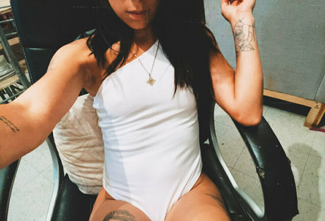 penelopear セクシーモデル 写真