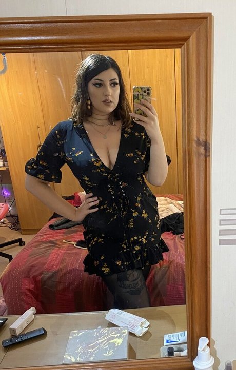 美しい足 OnlyFans 無料 画像