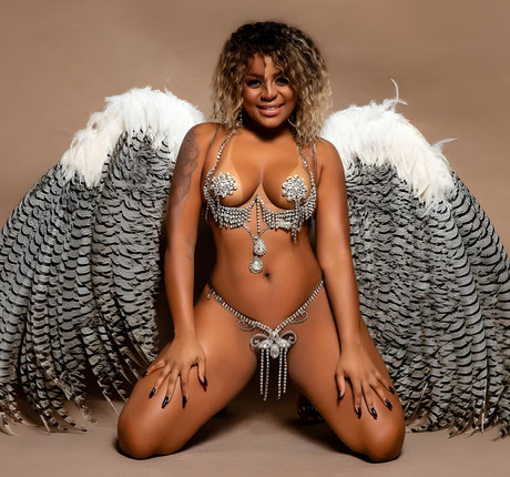 コスプレヌードOnlyFans 素敵 ギャラリー