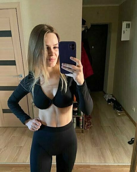 yummysofie ポルノスター 素敵 写真