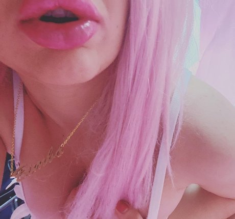 小柄で痩せたOnlyFans セクシーxxx 画像