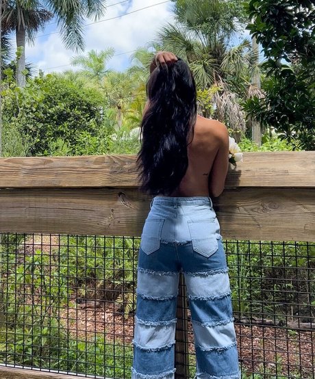 Gabrielle Firrello ホットなモデル 画像