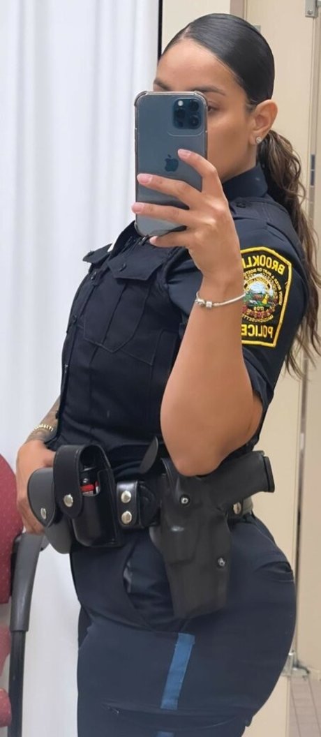 デカ尻ジーンズ OnlyFans 無料ヌード 写真