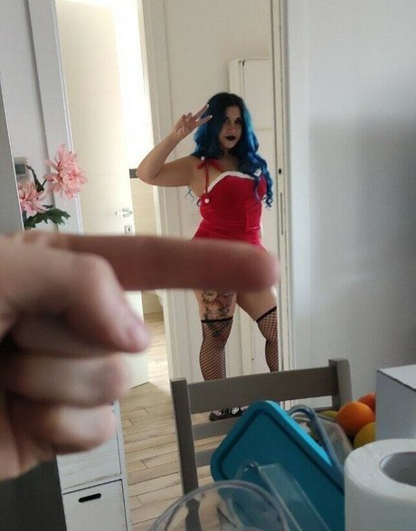 krisfits アダルト女優 写真