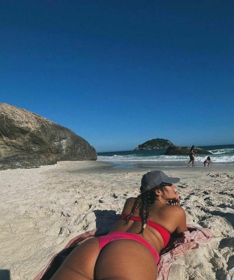 Giulia Costa ポルノスター 写真