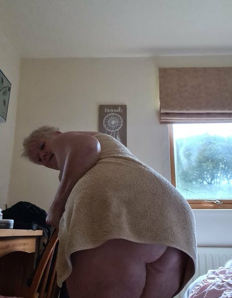 ukjoolz ヌードモデル 写真