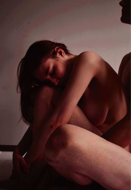 Emily Ostafew エロティックなスター アーカイブ