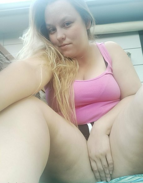 naughty sarah rose free セクシーなポルノスター 写真