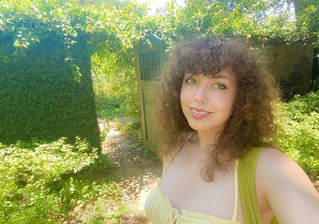 cemeteryofbesos エロティックモデル 画像